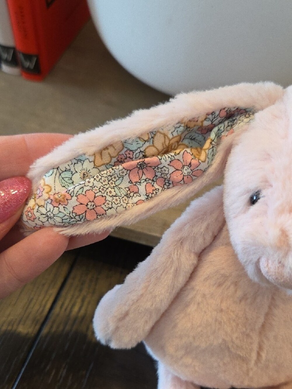 Jellycat | Small Blossom Blush Bunny - Picture 5 of 6